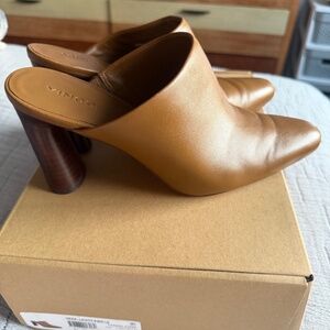 Vince Hera Heel in Light Fawn Leather Size 8